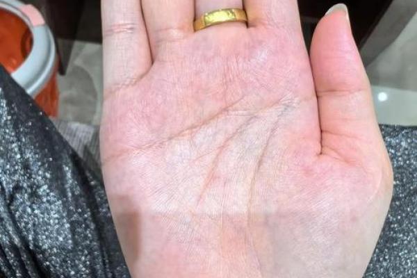 风水手相：川字掌女人的命运是不是不好