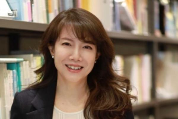 哪些星座女适合当外交官女