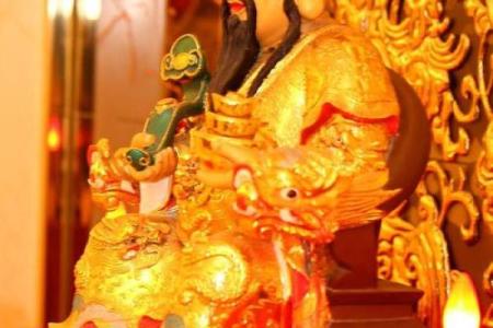 家中文财神摆放位置图片，家中文财神爷的摆放位置？