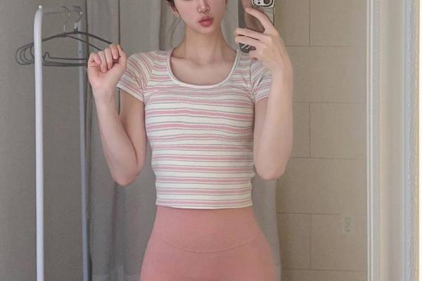 避免八字臀的危害，关爱您的健康